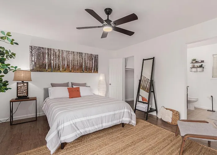 Charming Tempe 3B2B Oasis