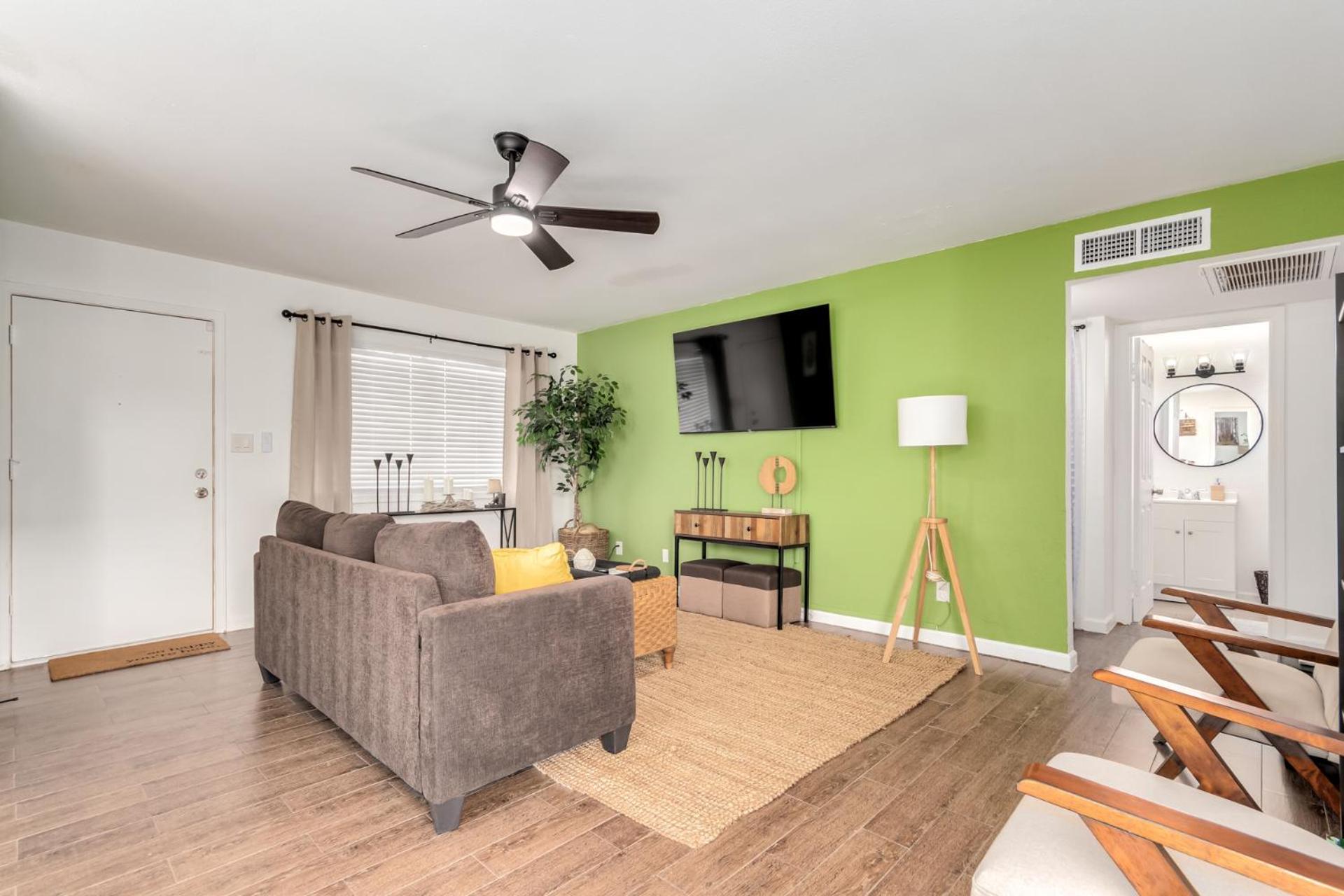 Charming 3b2b Oasis